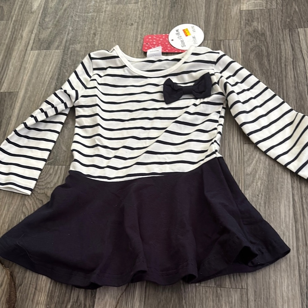 SHEIN Black and White Fit and Flare Dress with Cuffed Long Sleeves